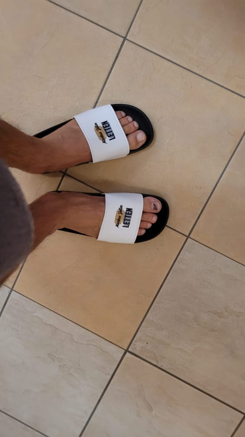 Customer photo review of Deine Letten - Personalisierte Badeschlappen mit Name