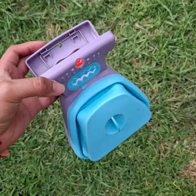 Customer photo review of ZoomScoop - Portable Walk Scooper