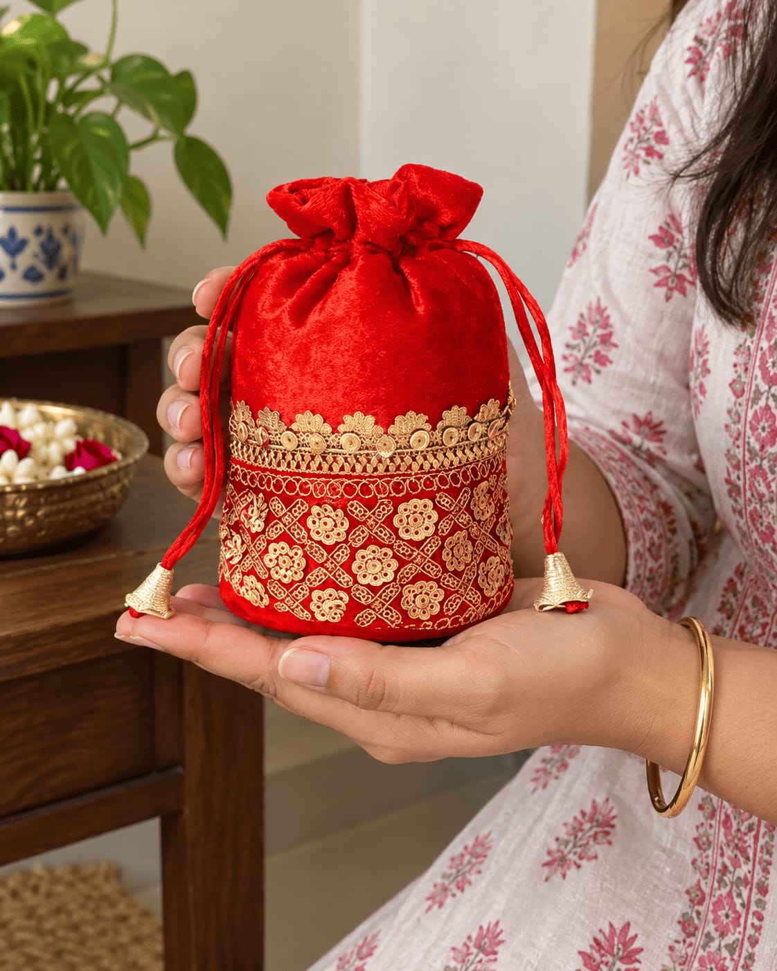 Customer photo review of Laxmi Potli