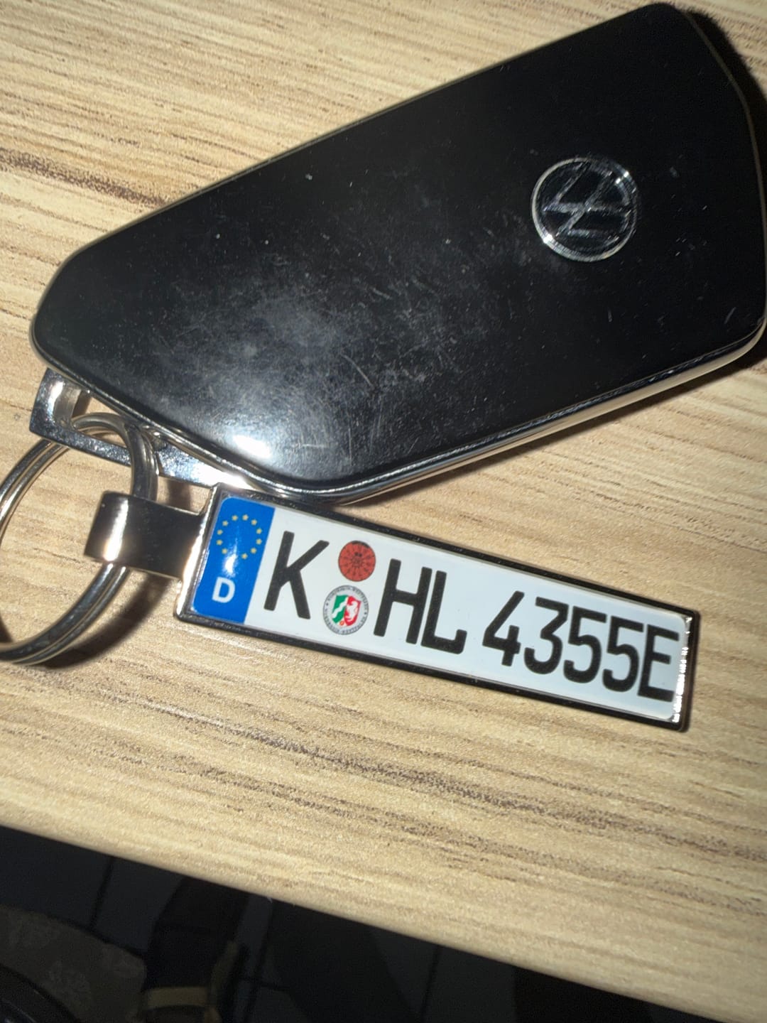 Customer photo review of Kennzeichen Schlüsselanhänger Mini Nummernschild Metall