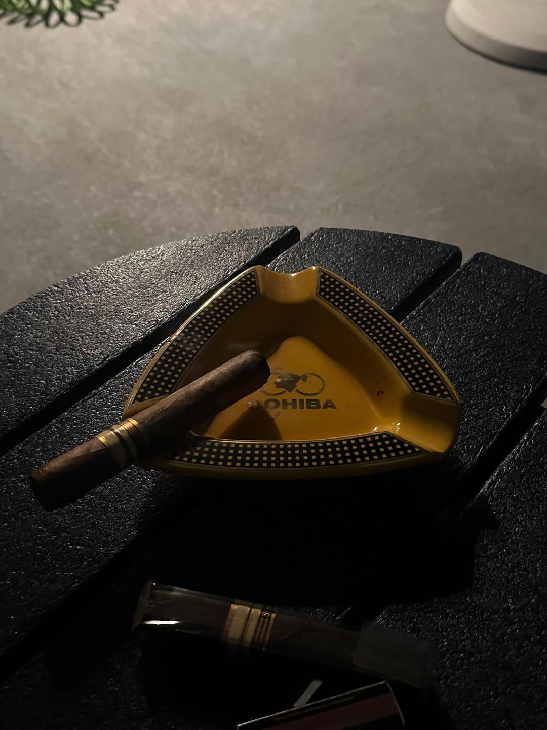 Customer photo review of Triangle Ceramic Cigar Ashtray Collection