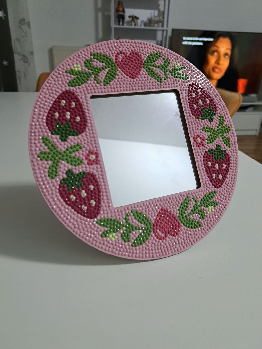 Customer photo review of Strawberry Sweetheart - Diamond Painting Mirror Frame Kit