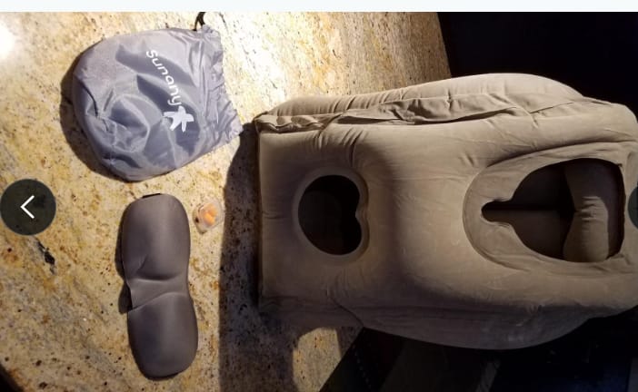 Customer photo review of AbrazAir Almohada Descanso Profundo