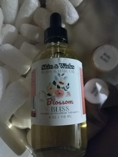 Customer photo review of Blossom Bliss Organic Body Oil