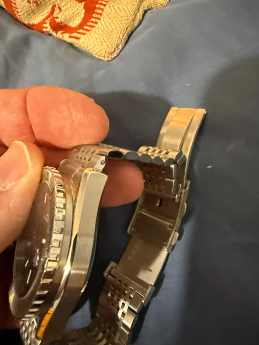Customer photo review of Garmin 18/20/22mm Quick Release Beads of Rice Steel Bracelet