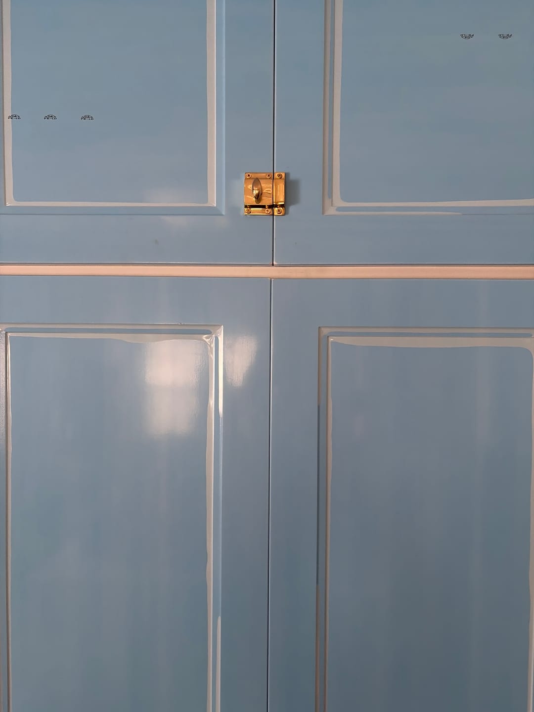 Customer photo review of Cabinet Latch - Unlacquered Brass Polished