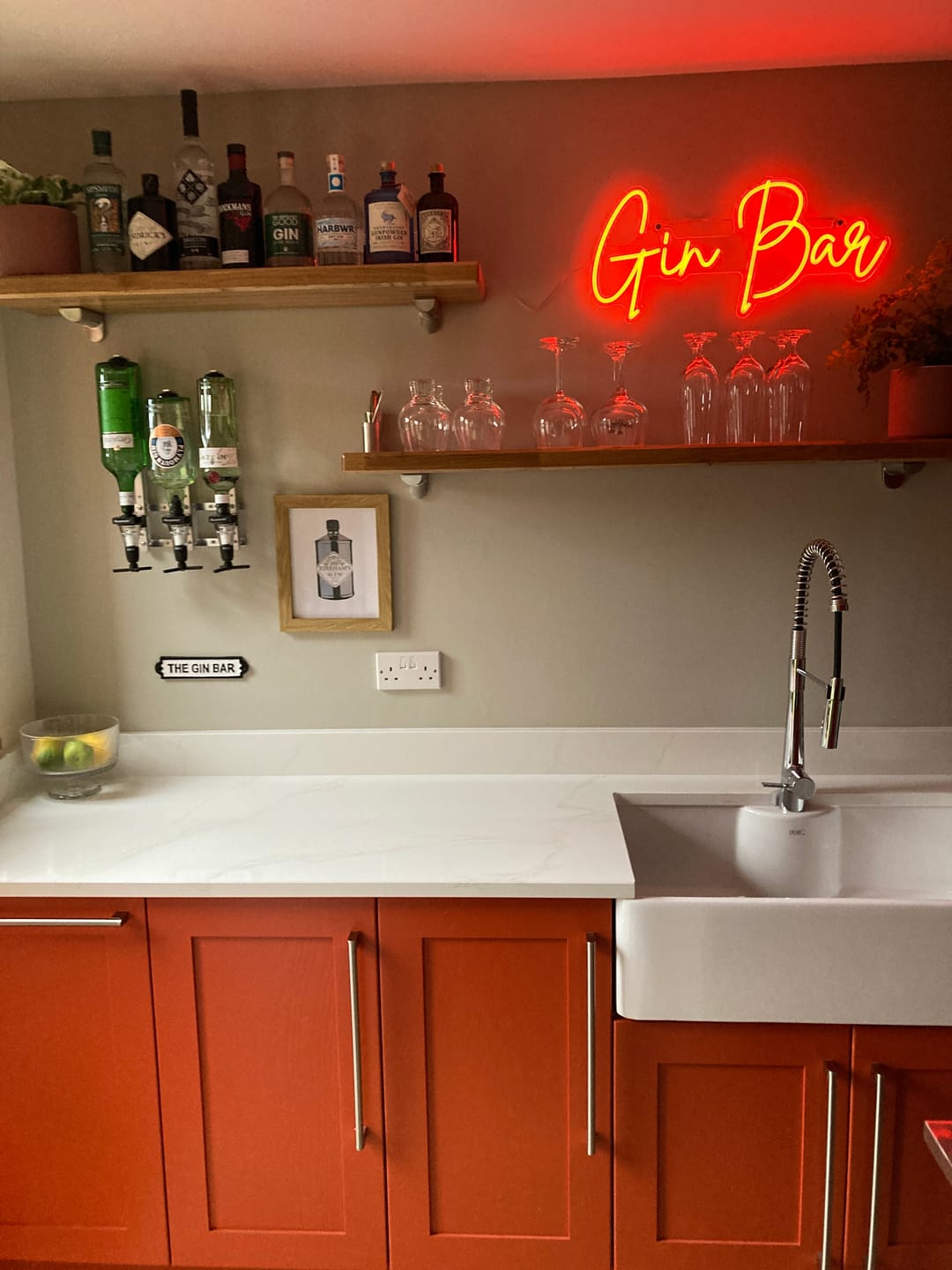 Customer photo review of Custom Neon: Gin Bar
