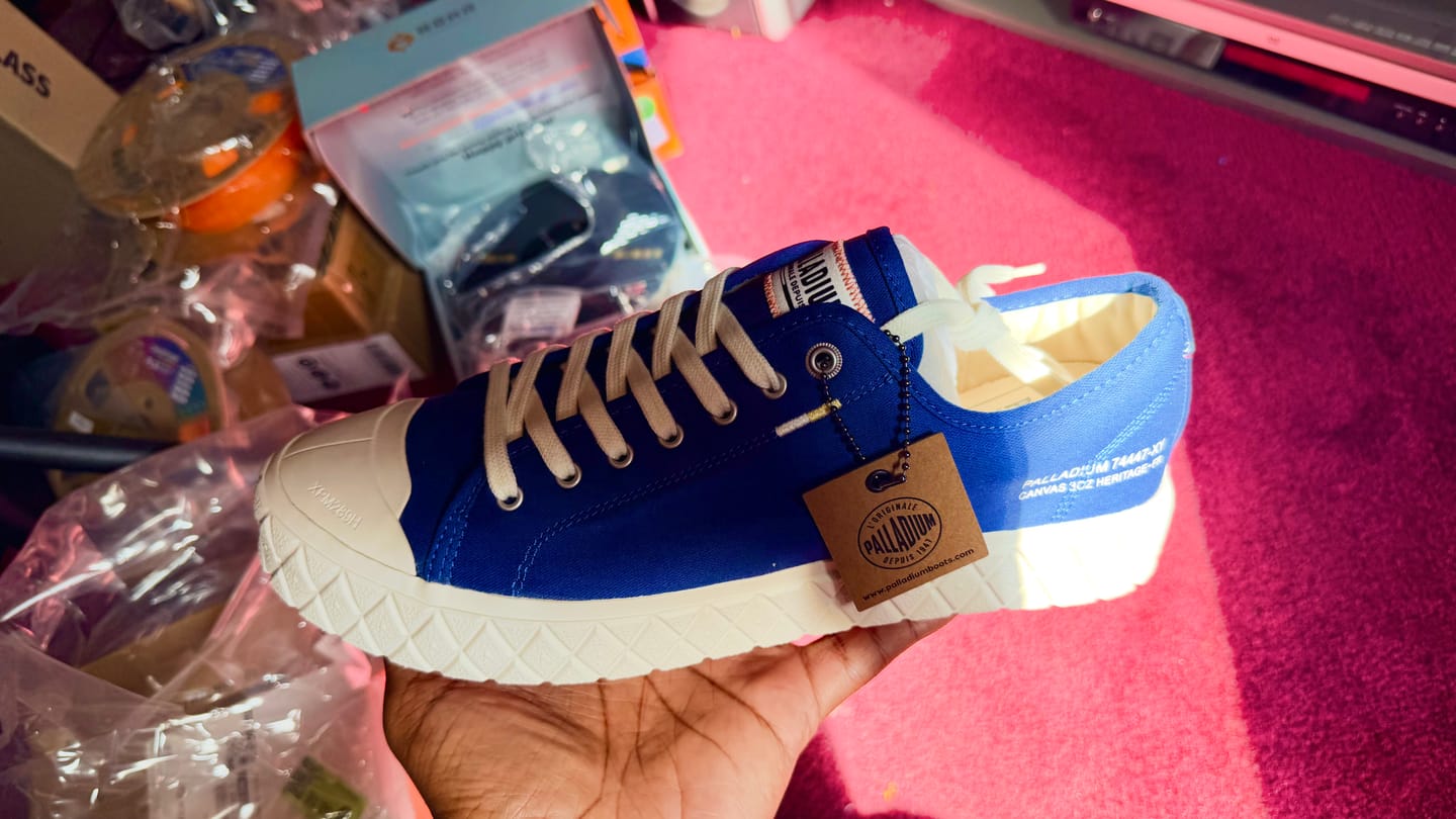 Customer photo review of 74447-484-M | PALLA ACE CVS ORG | RETRO BLUE