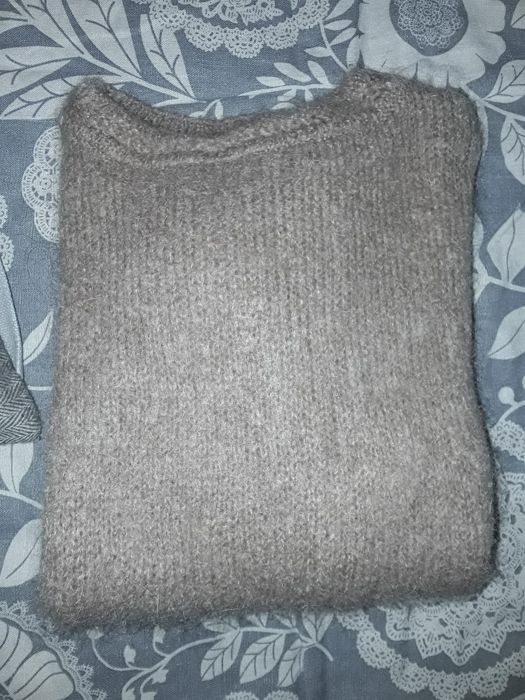 Customer photo review of Gilet zippé à capuche Tulia — mohair écureuil