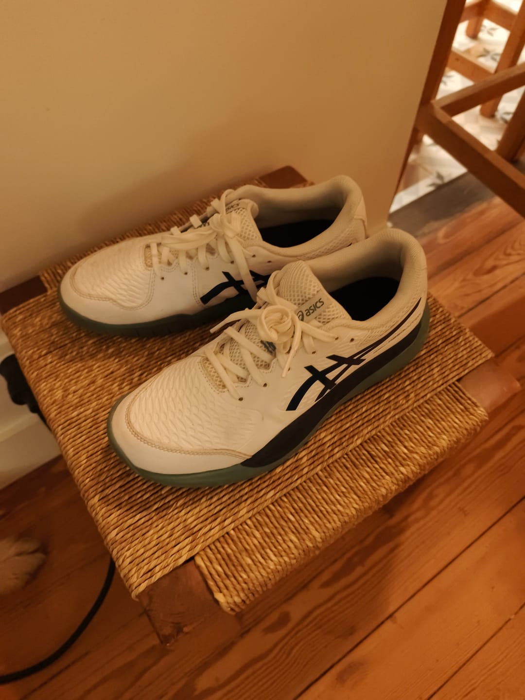 Customer photo review of CHAUSSURES ASICS GEL-RESOLUTION X GS JUNIOR WHITE/MIDNIGHT