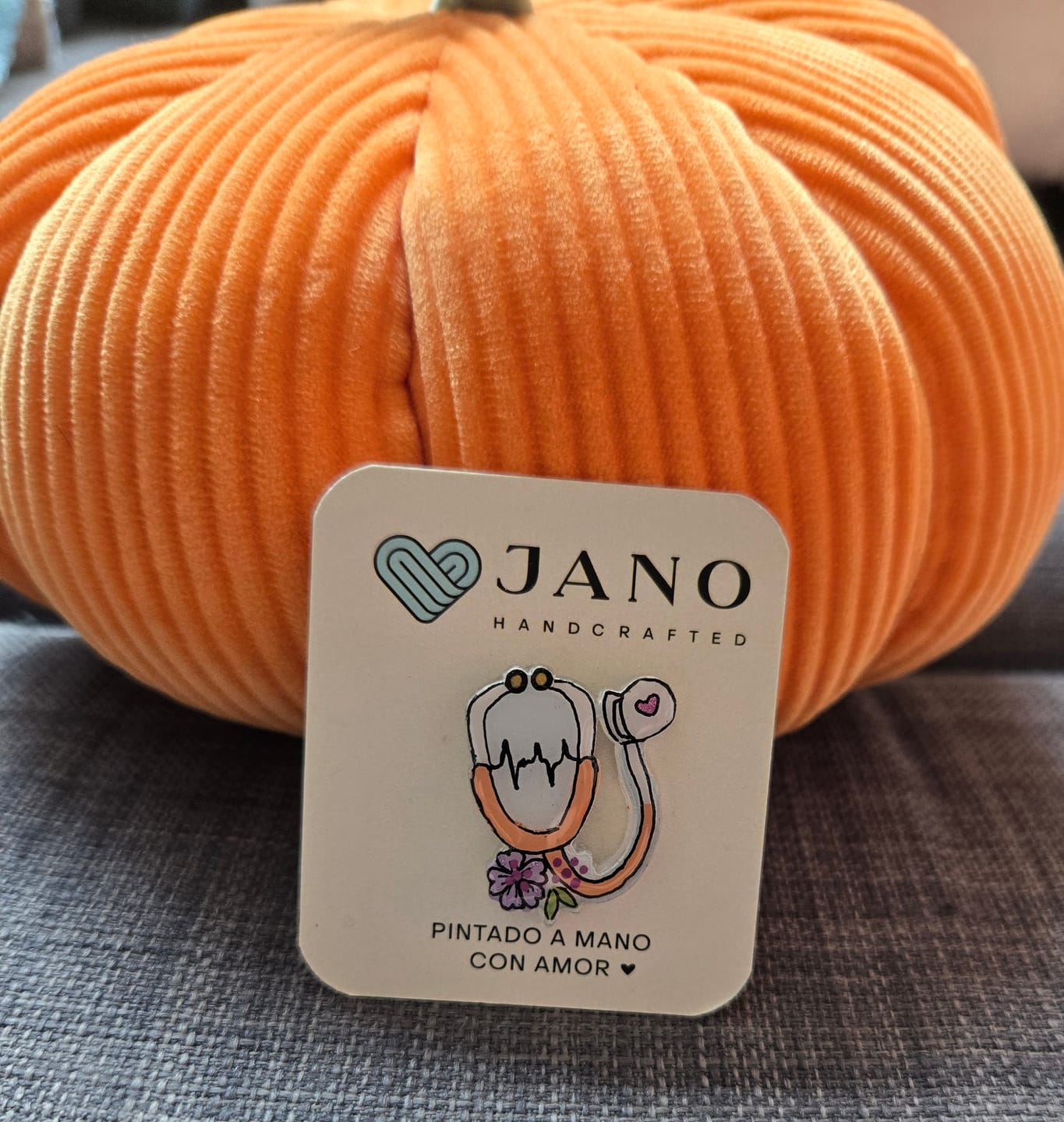 Customer photo review of Pin | Latido
