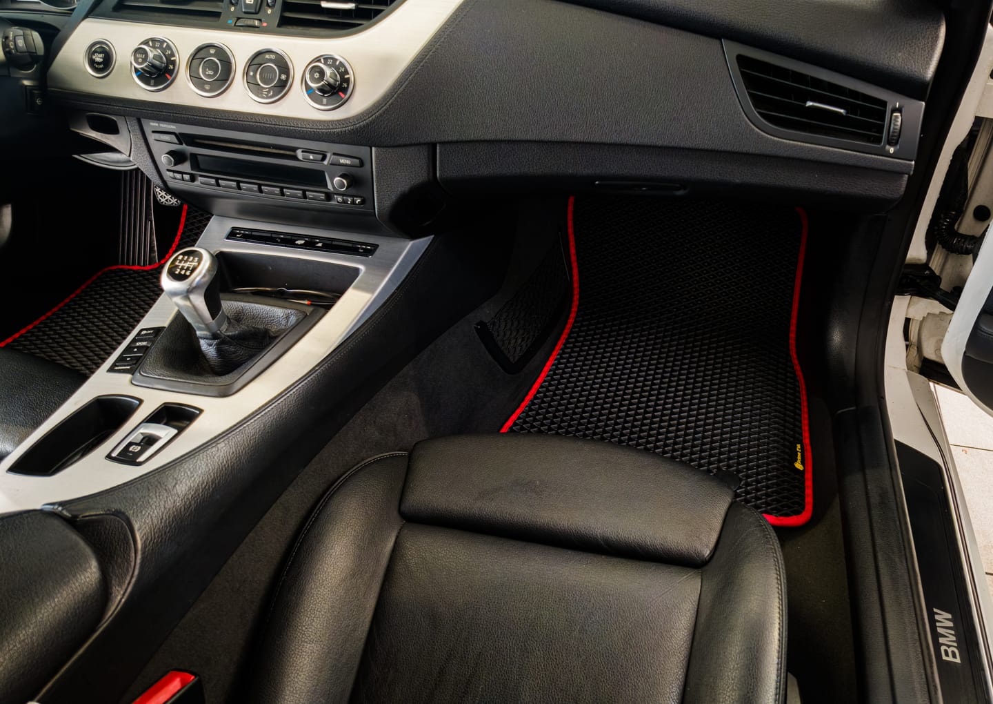 Customer photo review of Auto Fußmatten nach Maß - Vorne