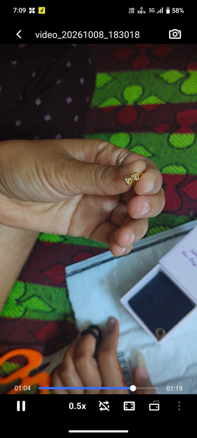 Customer photo review of Loving Trio Screw Nose Pin
