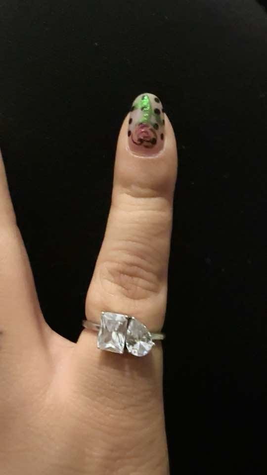 Customer photo review of Anillo Con Zirconia Rectangular Y Gota