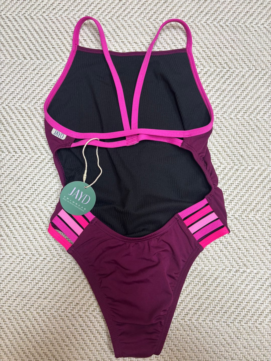 Customer photo review of LENNOX ONE PIECE - Sangria|Orchid