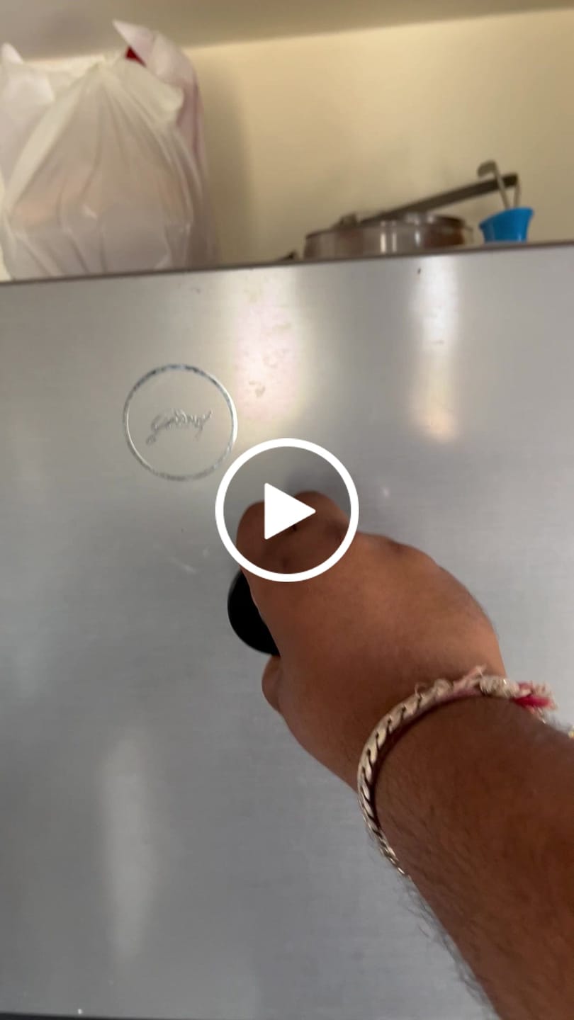 Customer video review of 360° MagPro Magnetic Phone Holder by Casence