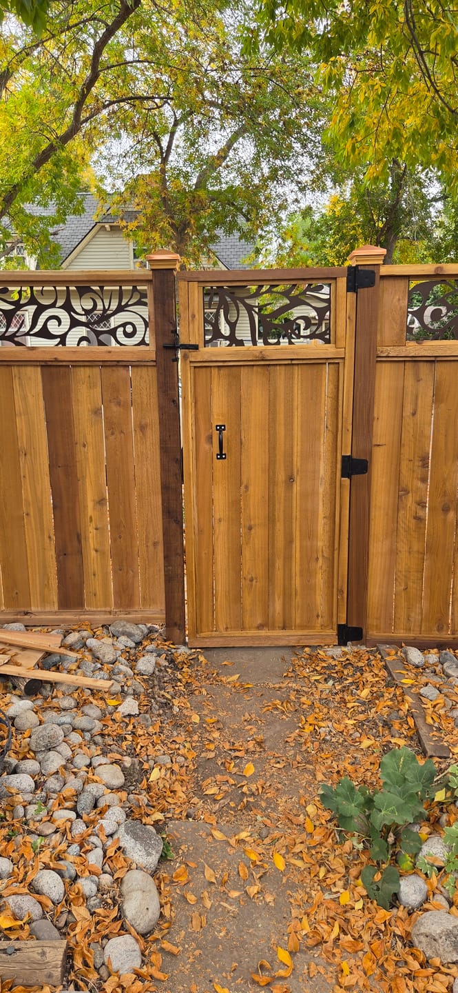 Customer photo review of Flowing Leaves Fence/Gate Panel Insert