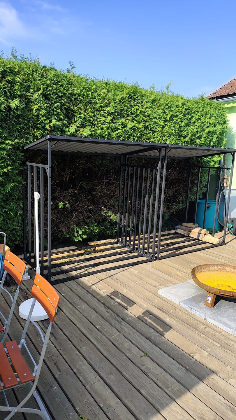 Customer photo review of Gartenzeit® Premium Kaminholzregal für den Außenbereich – 70 cm / 105 cm, extra stabil & wetterfest