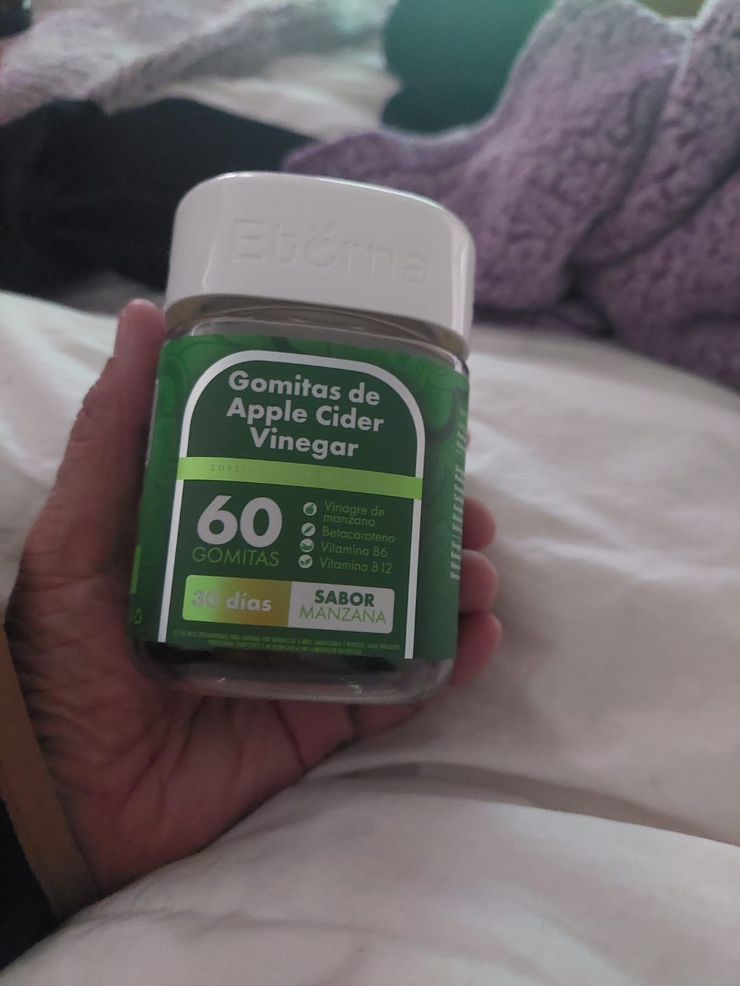 Customer photo review of Gomitas de Vinagre de Manzana