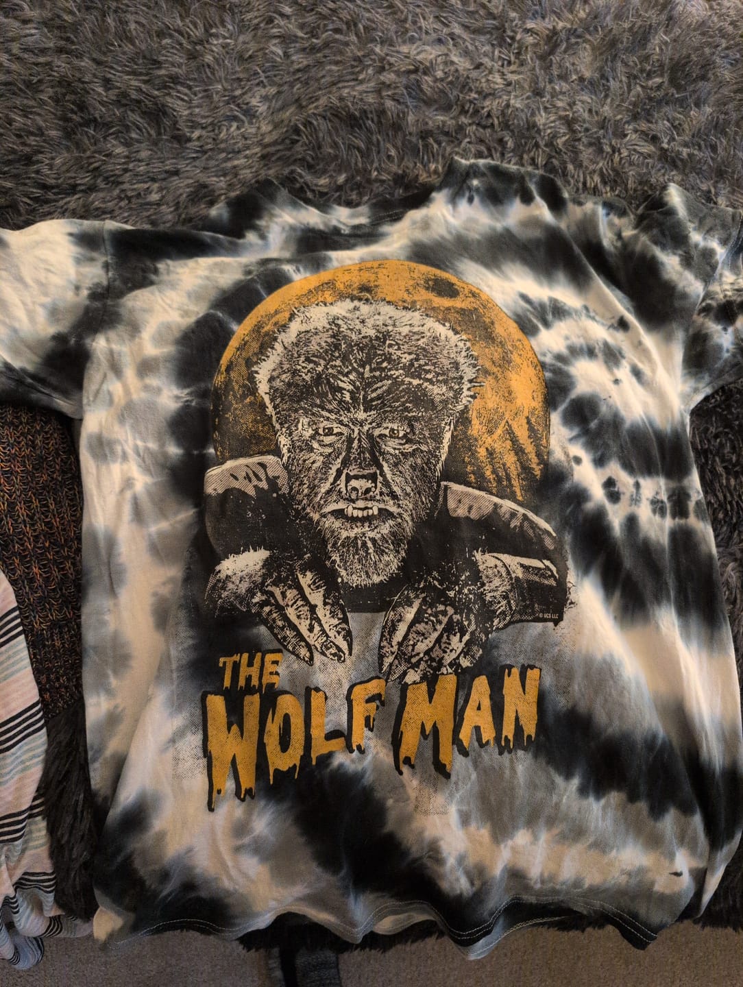 Customer photo review of THE WOLF MAN: SAVAGE BEAST - T-SHIRT (SILVER SCREEN TIE DYE)