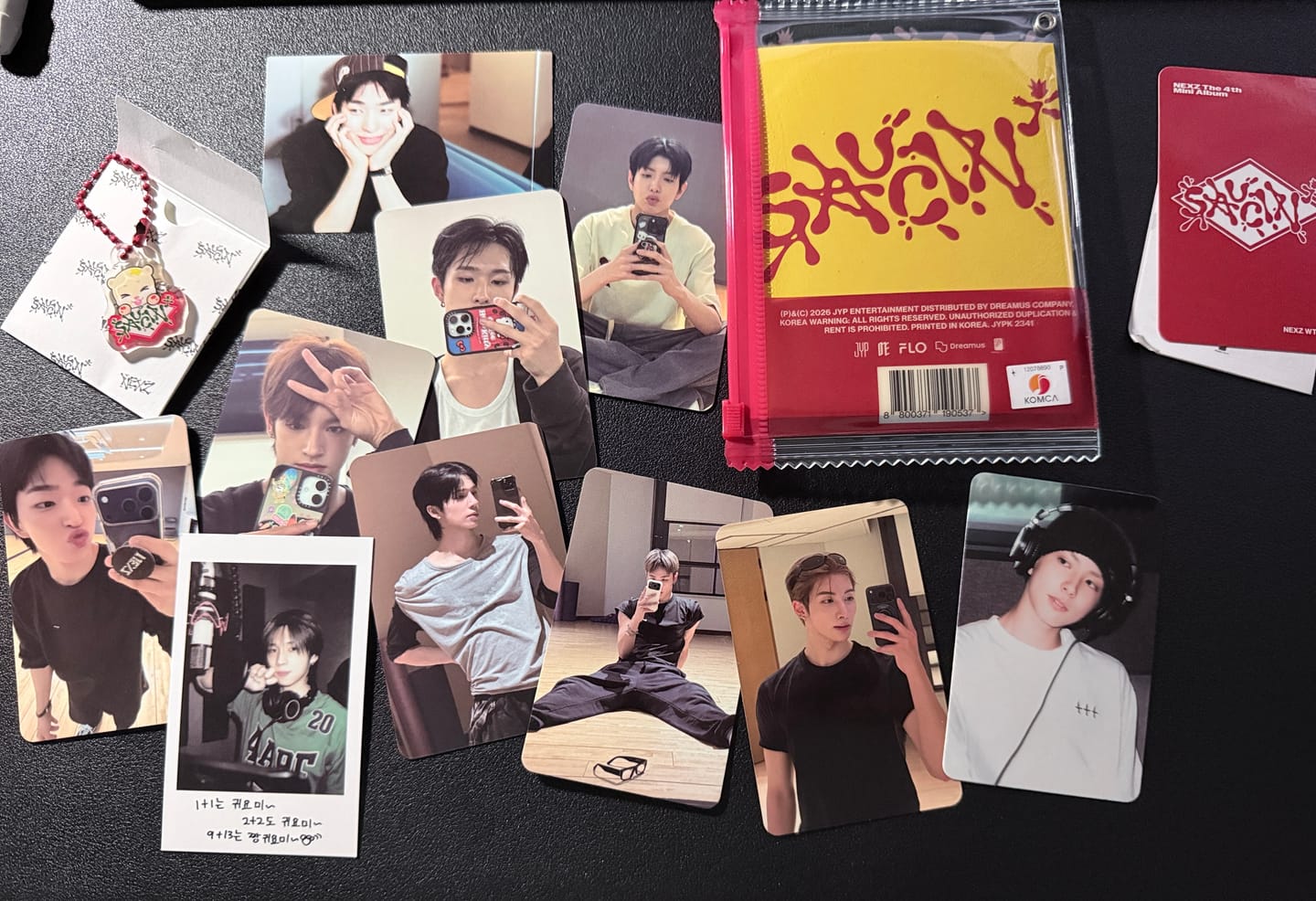 Customer photo review of NEXZ - SAUCIN' 4TH MINI ALBUM PHOTO PACK VER