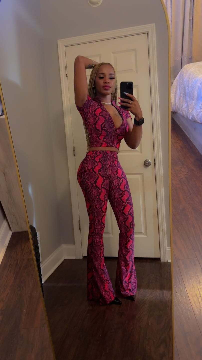 Customer photo review of Scarlet Set