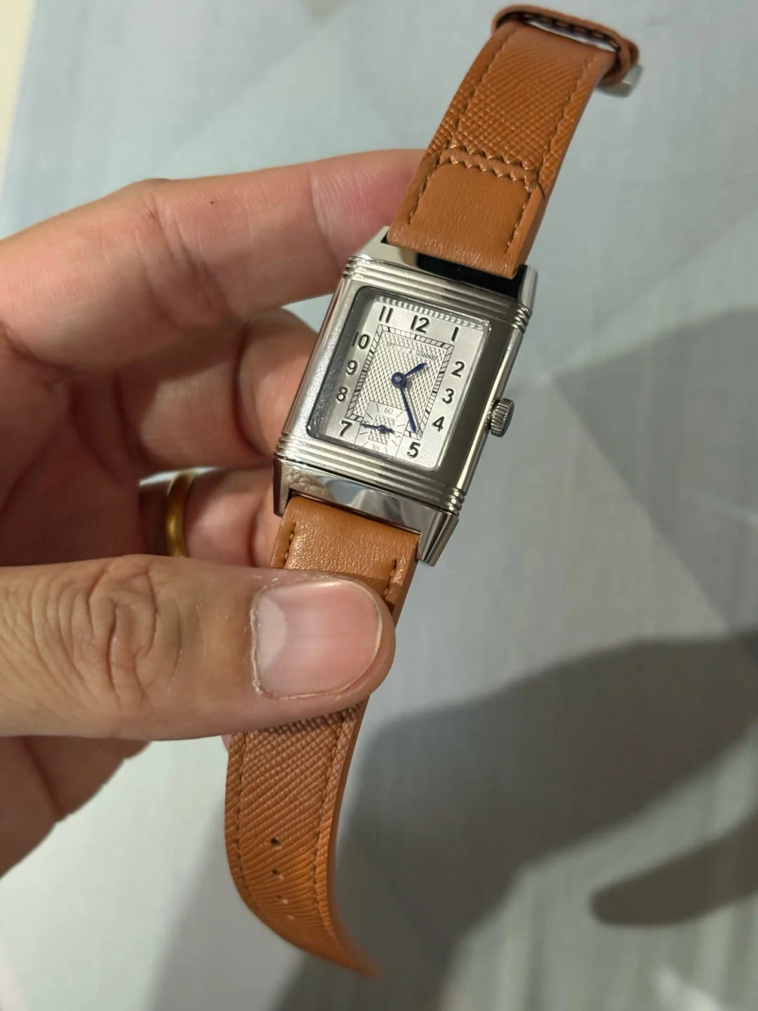 Customer photo review of Garmin 18/20/22mm Quick Release Saffiano Leather Band