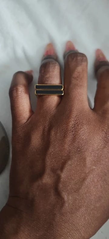 Customer photo review of Cube Noir Statement Ring
