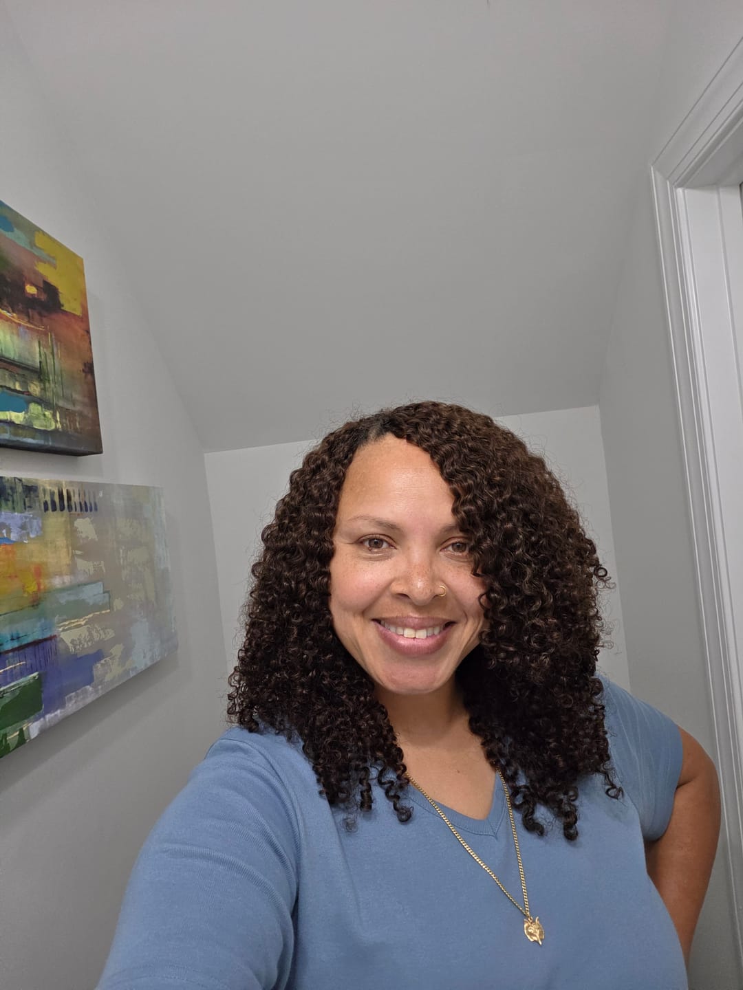 Customer photo review of #4 Medium Brown Water Curly Human Crochet Hair