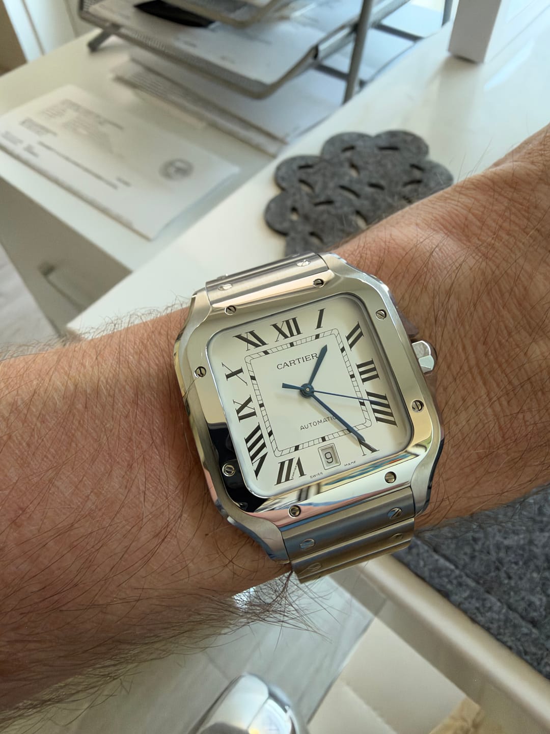 Customer photo review of Bezel/Case Back Screw for Cartier Santos 4072/4075 L/M Watch