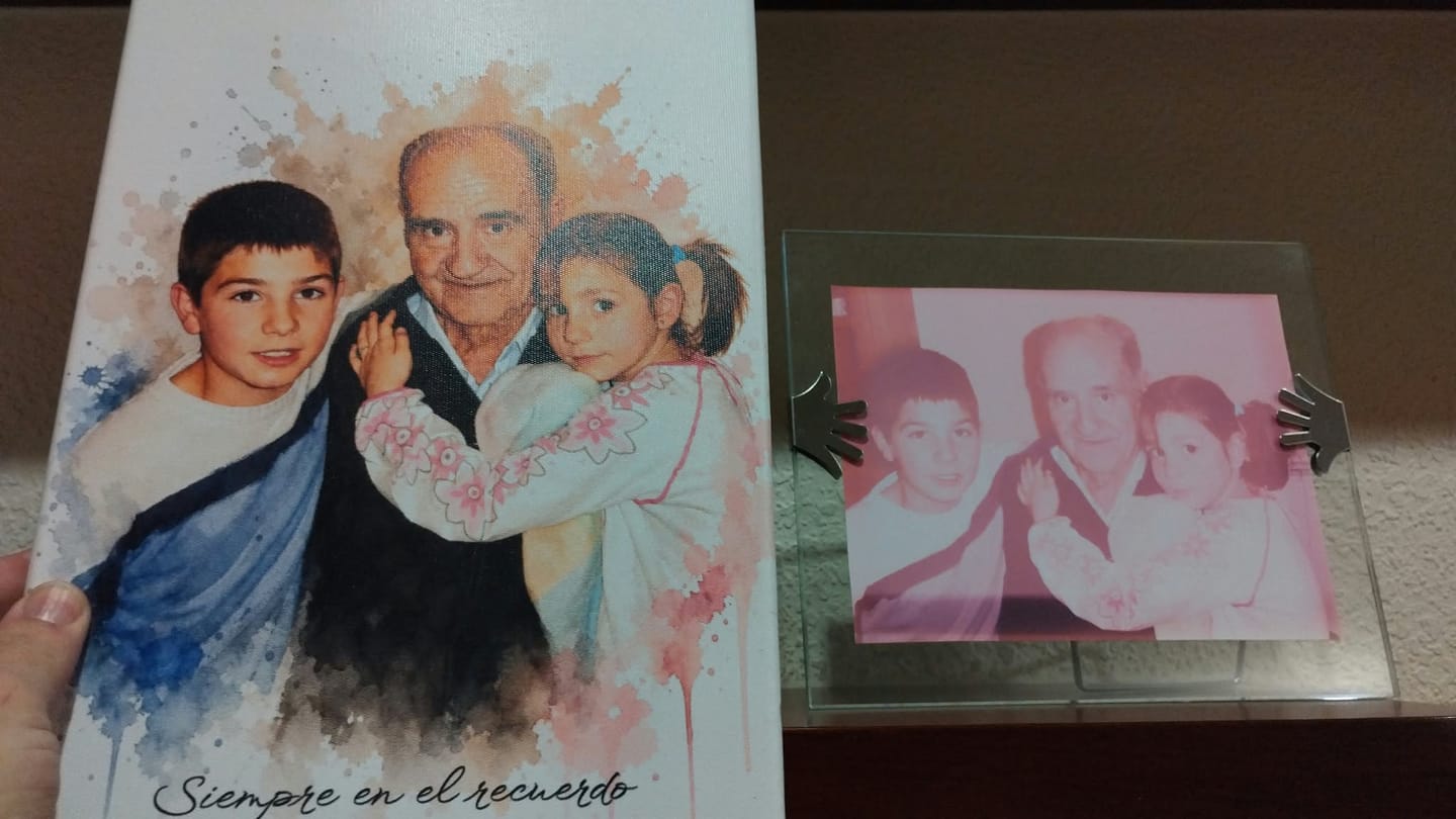 Customer photo review of Vuestra foto como obra de arte – con vista previa en vivo, como póster o lienzo