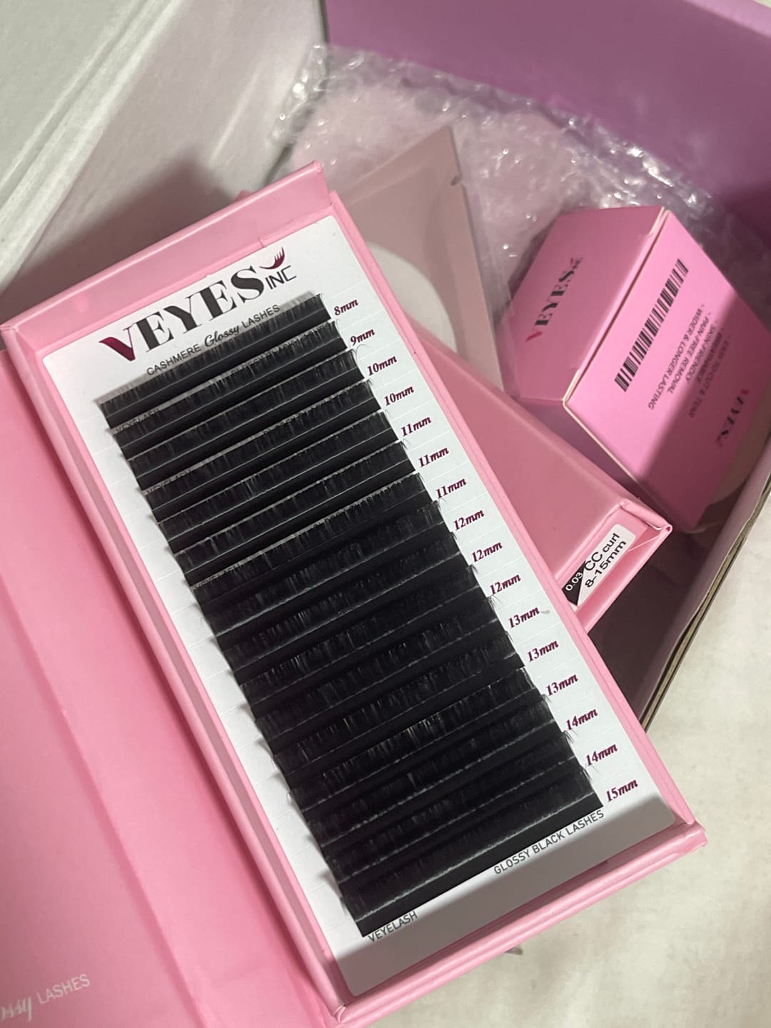 Customer photo review of VEYESINC Cashmere Luxe Lashes 0.05mm