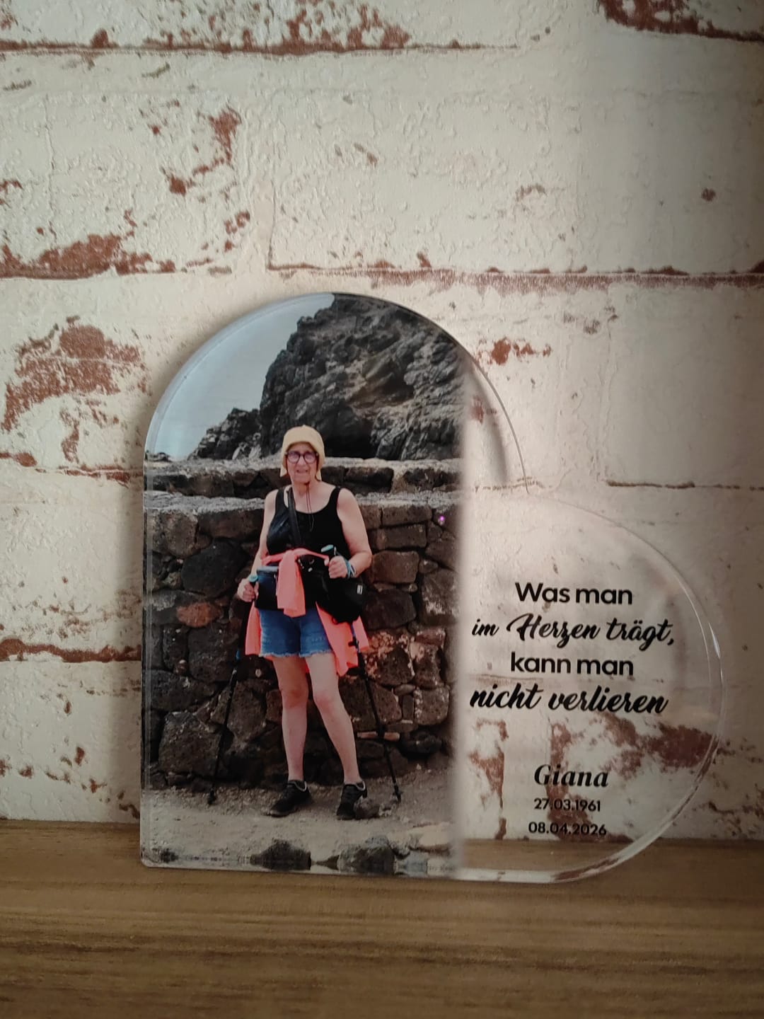 Customer photo review of Geliebt und unvergessen - Personalisiertes Acrylherz