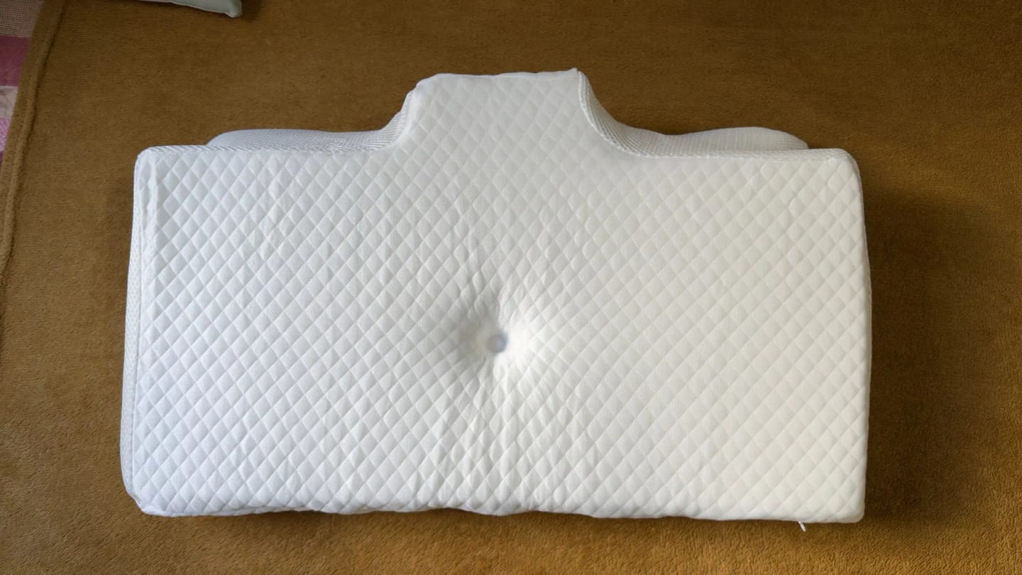 Customer photo review of Almohada Cervical Ergonómica - Sueño Profundo