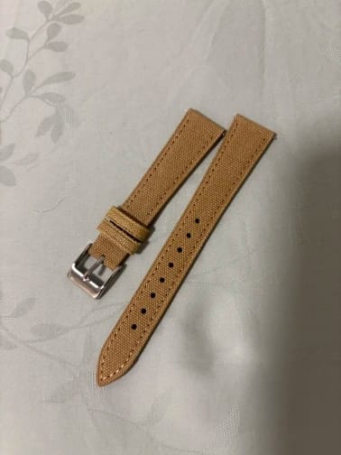 Customer photo review of Garmin 18/20/22mm Quick Release Slim Canvas Band with Leather Lining