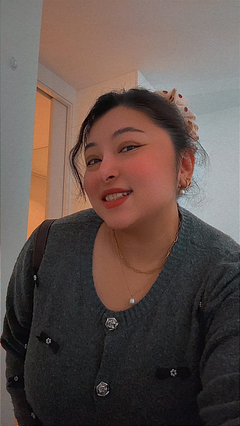 Customer photo review of Freshwater Pearl Bella Hoop Earrings