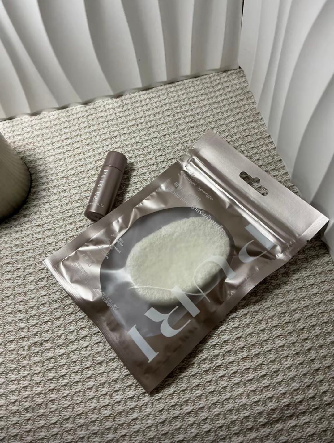 Customer photo review of [Pre-order 30 Day] Vegan Konjac Sponge ฟองน้ำล้างหน้าใยบุก อ่อนโยน ขจัดสิวเสี้ยน รับฟรี! คลีนซิ่งเจลระเบิดเมคอัพ