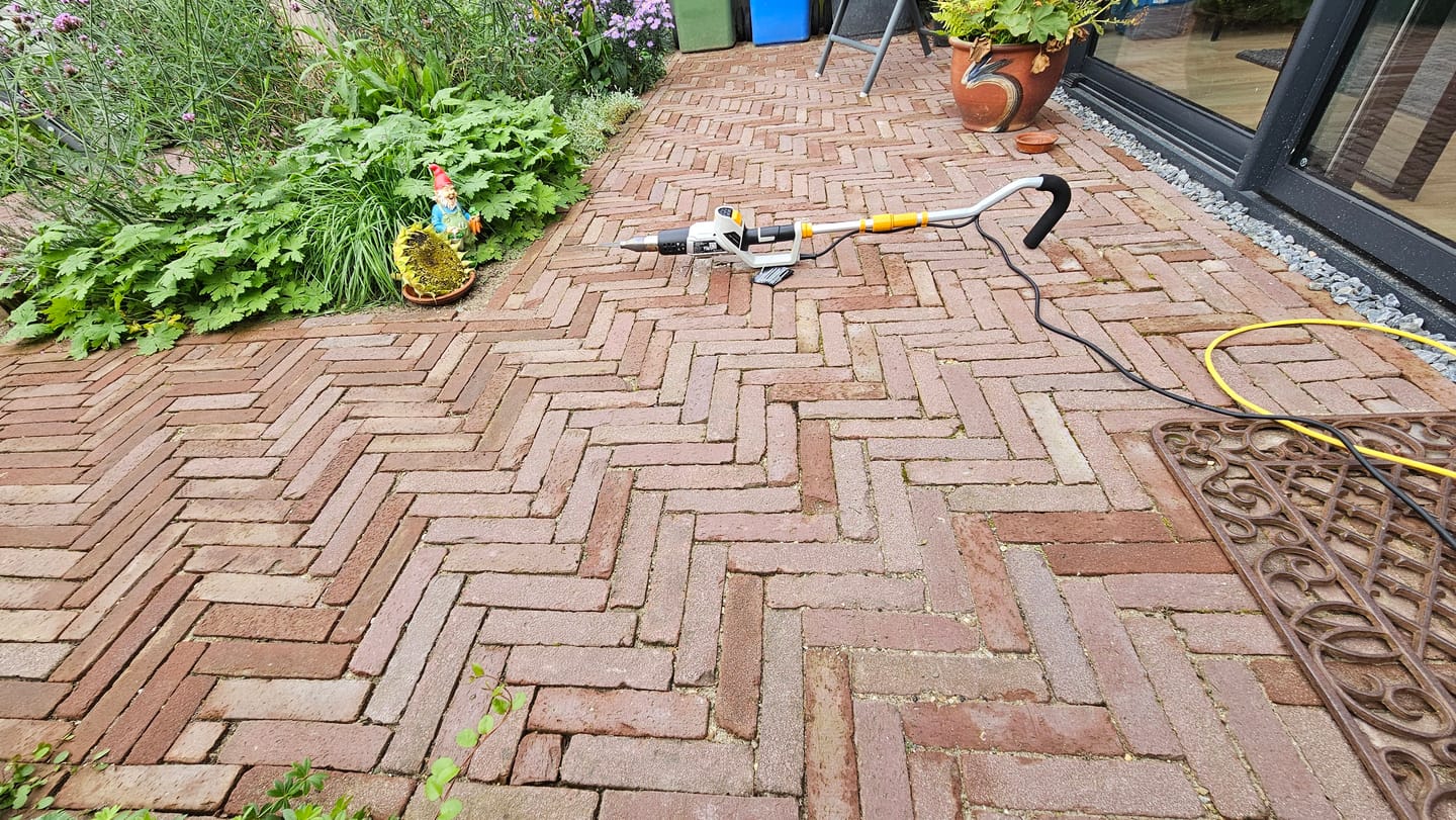 Customer photo review of Maxxheat 2500W Weed Killer 4in1