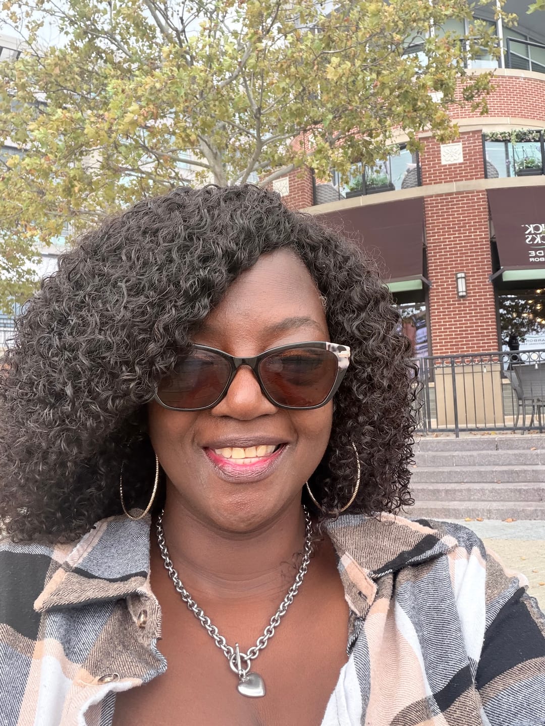 Customer photo review of Ywigs Burmese Water Curly Human Crochet Hair