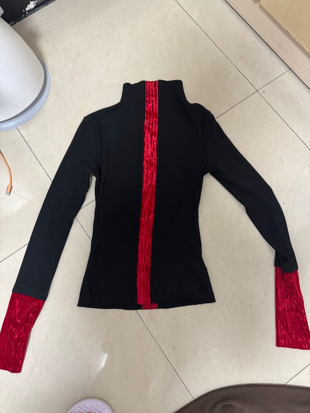 Customer photo review of DOINDULGE Contrast Velvet Panel Long Sleeve T-Shirt