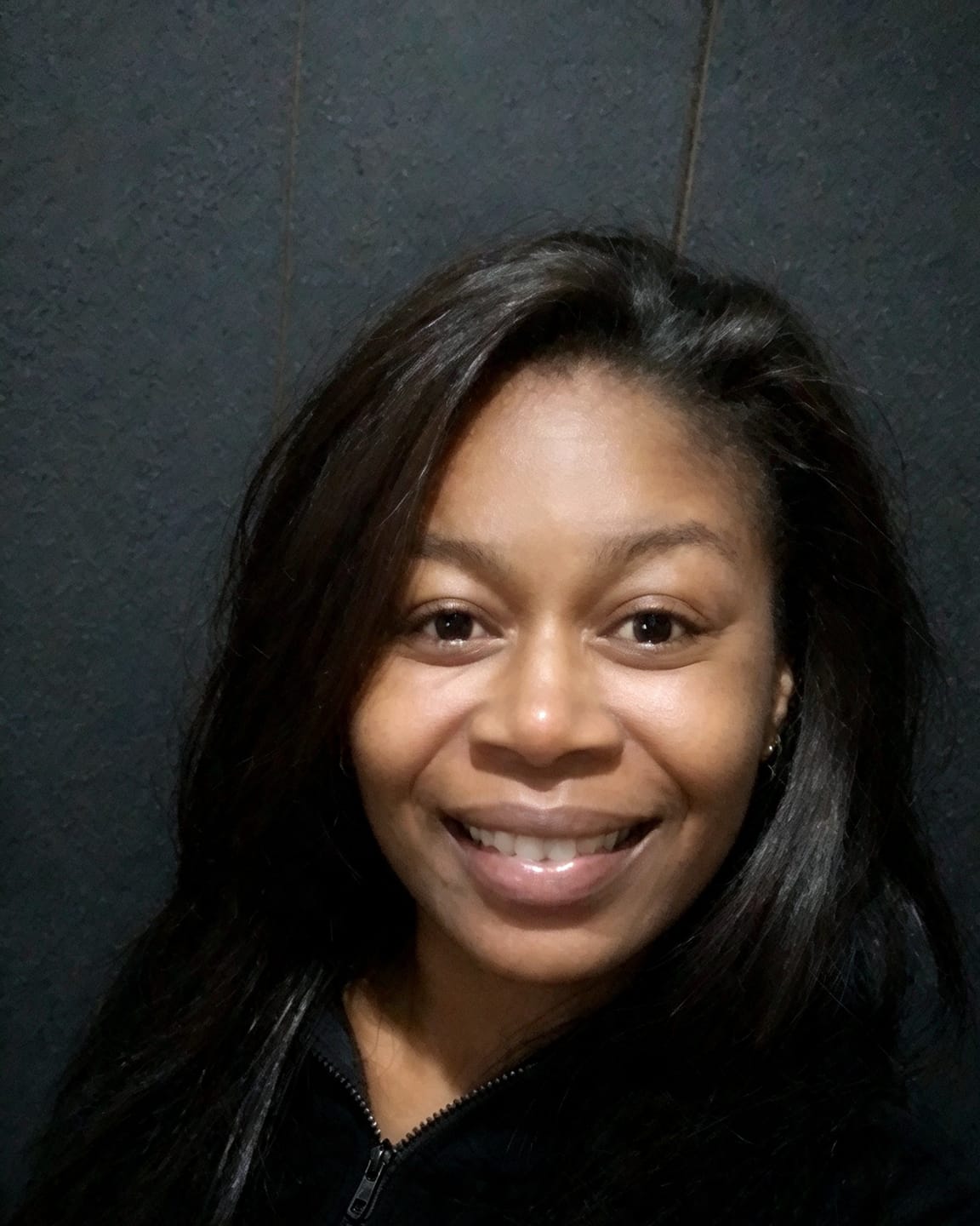Customer photo review of Lace Front Emilia Castanho Escuro