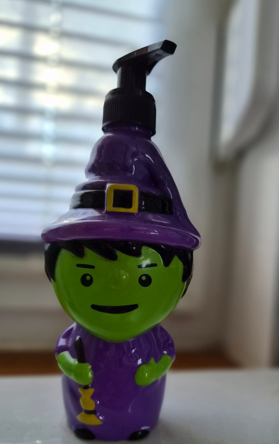 Customer photo review of Halloween Handseife im Figurenspender Pumpkin Spice Duft
