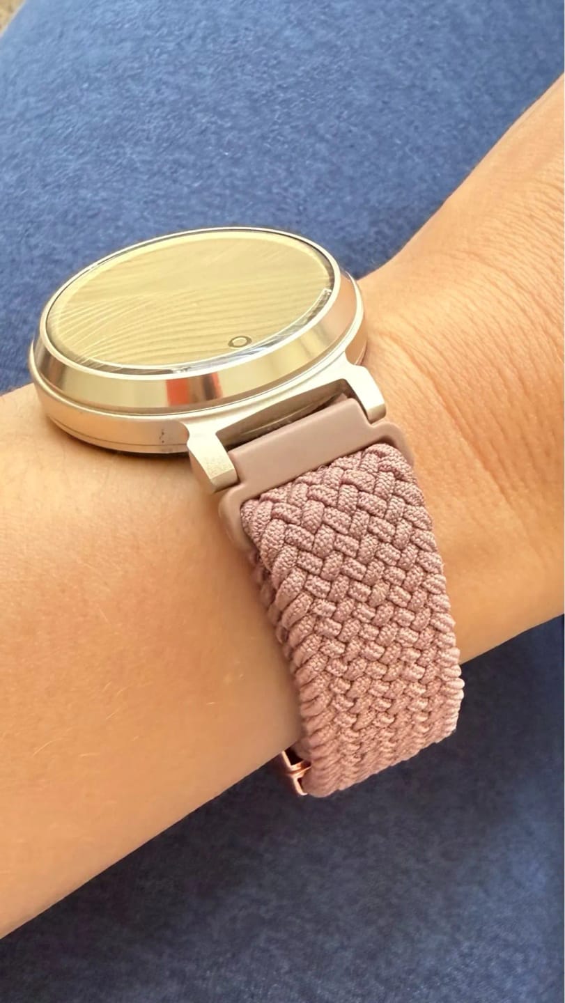 Customer photo review of Garmin Lily 2 & 2 Active 14mm Braided Nylon Magnetic Band