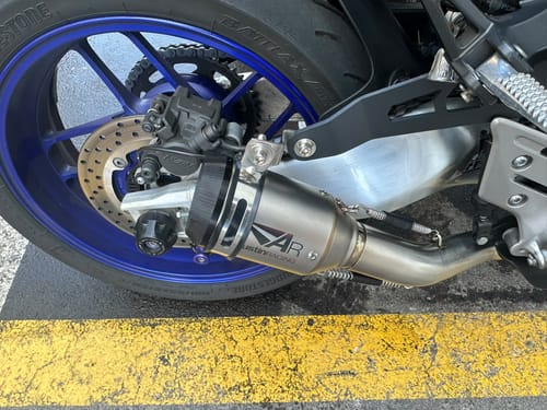 Customer photo review of Línea Completa Artesanal Yamaha MT-09/ R9/ Tracer 9/ XSR900 (2021-2026) Acero Inoxidable