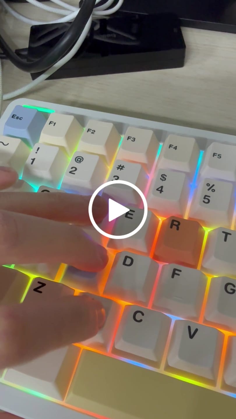 Customer video review of HMX Toast Linear Switch Factory Lubed (10PCS)