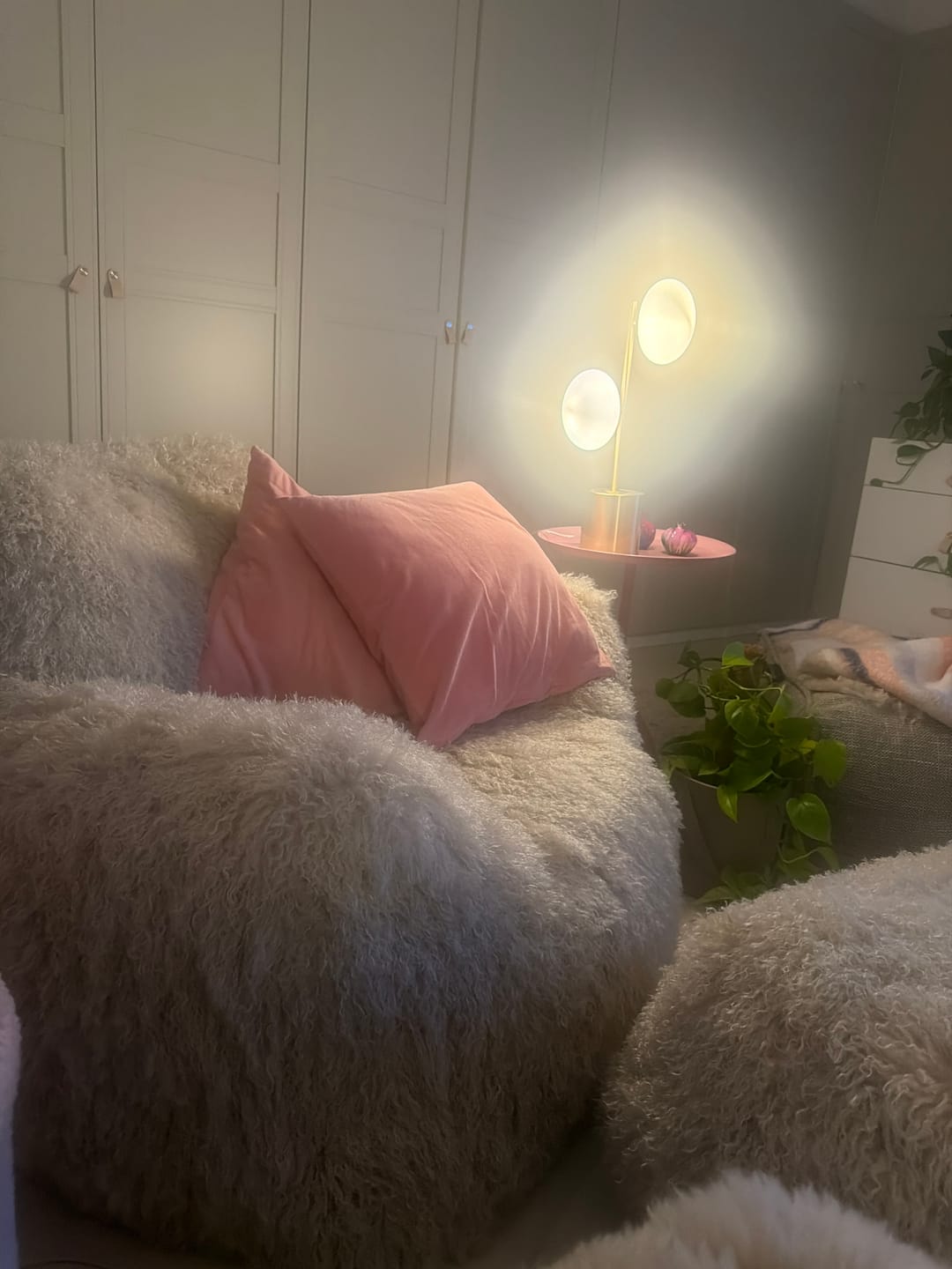 Customer photo review of DODO LOUNGE CHAIR - FAUX FUR CAFE CREME