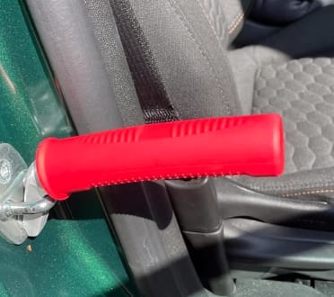 Customer photo review of ScandiGrip™ – Kom deg trygt inn og ut av bilen