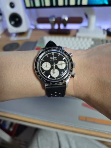 Customer photo review of Garmin 18/20/22mm Quick Release Perforated Sailcloth Rally Band