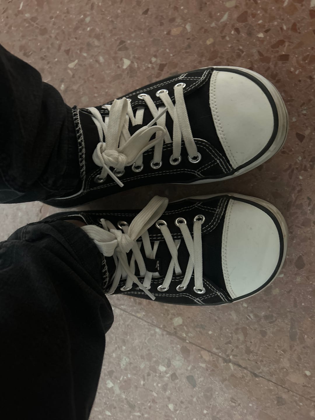 Customer photo review of Roam I - Zapatos Barefoot