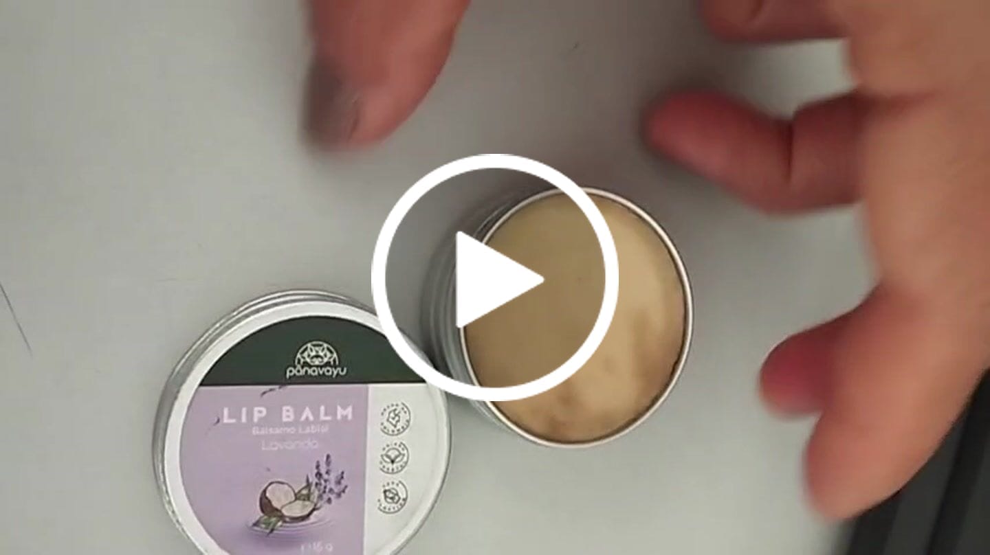 Customer video review of Balsamo labial de Lavanda Panavayu
